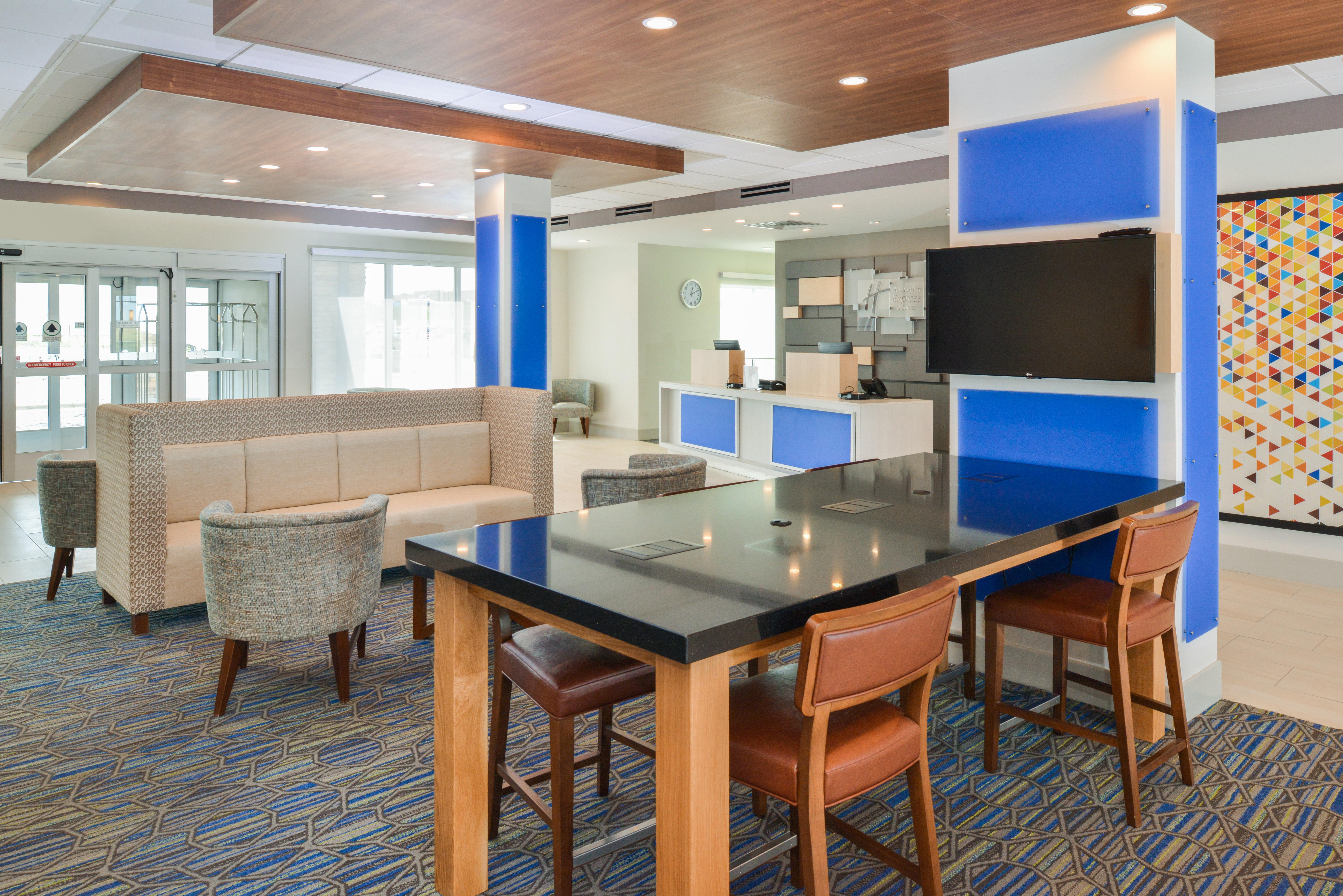 Holiday Inn Express & Suites - Chadron By Ihg Extérieur photo
